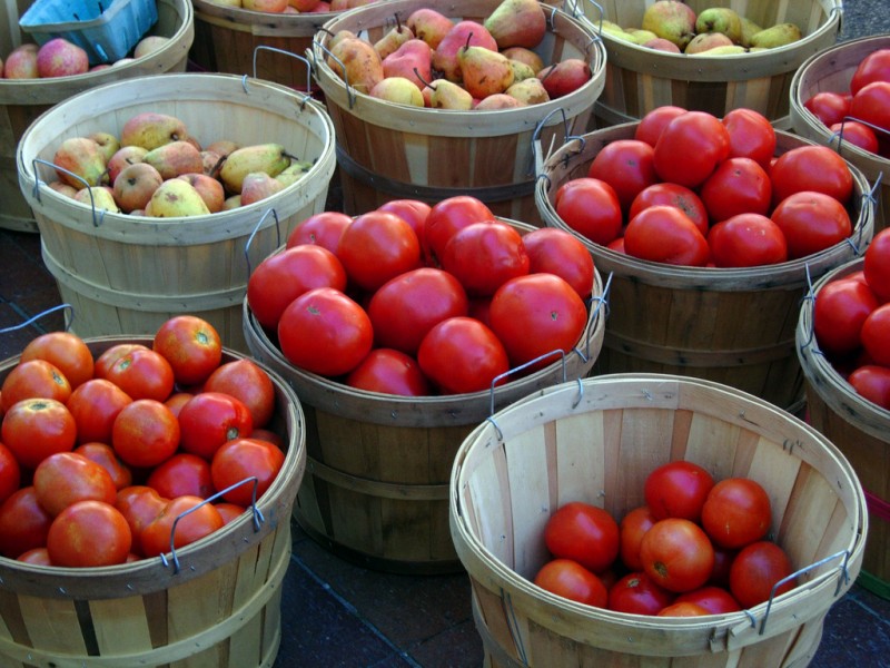 Enjoy These Chicago Farmers Markets While You Still Can
