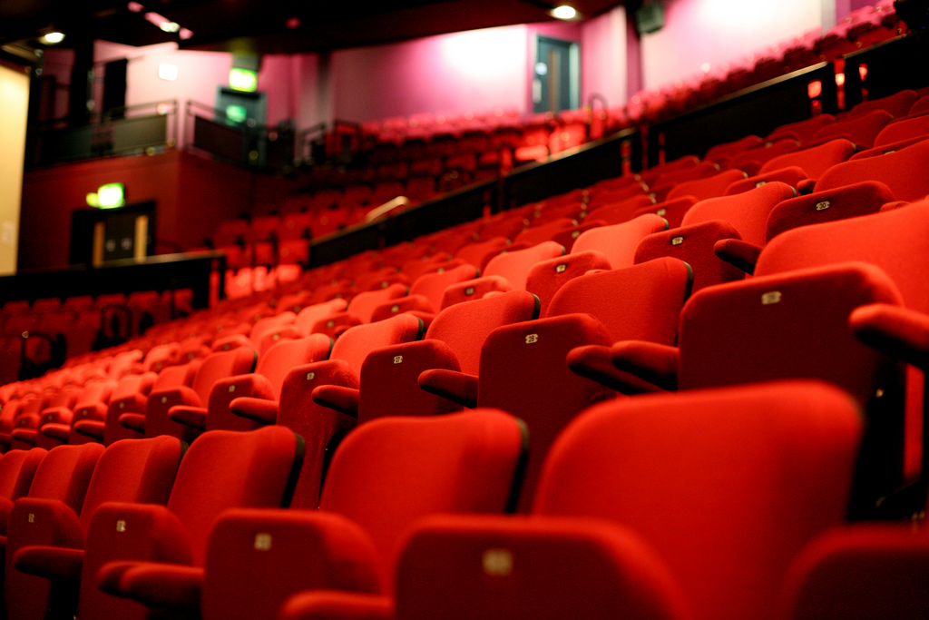 4 Great Plays to See This Fall in Chicago
