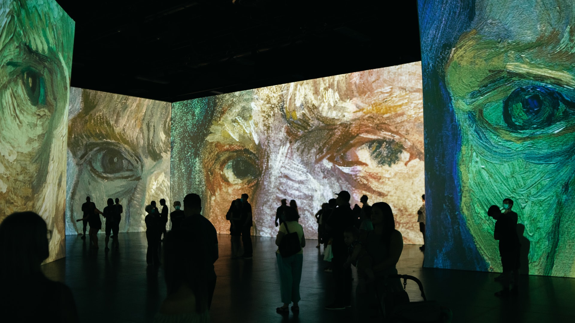 Buy Tickets Now for the Immersive Van Gogh Exhibition